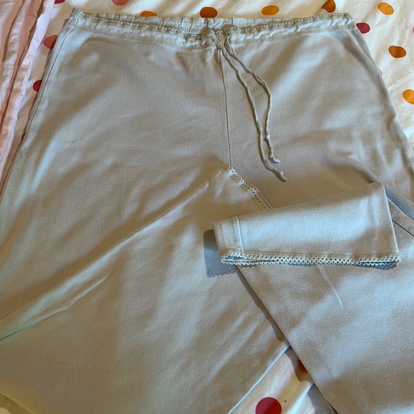 😴 Vintage Gap cotton lounge pants with lace trim. - Picture 1 of 6